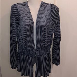 🦋 Fashion Nova Beautiful Blue Blouse